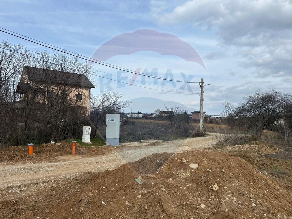 Land 700sqm Izvorani / Strada Gradinarilor