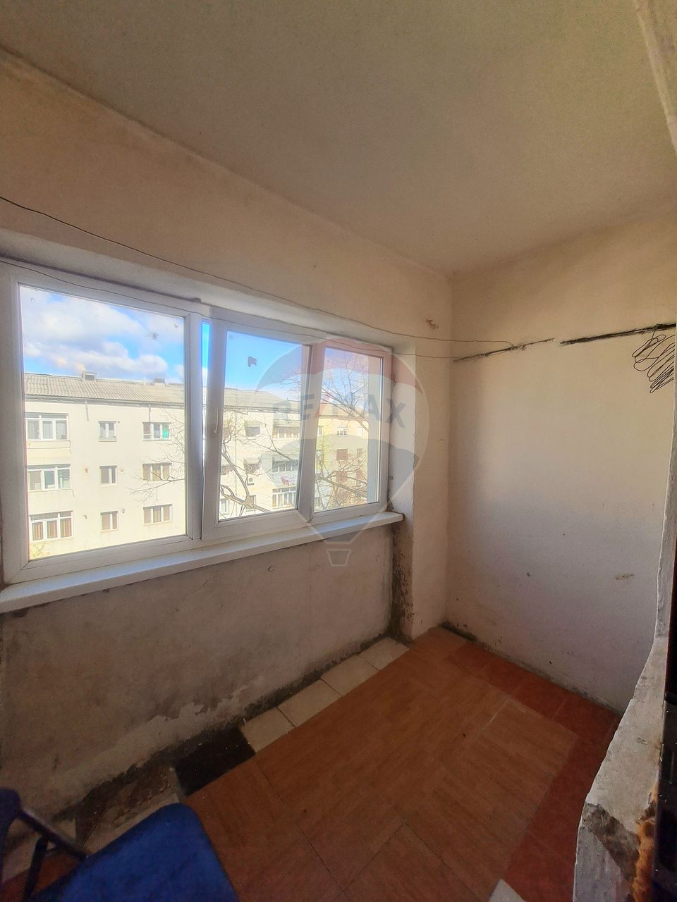 Apartament cu 3 camere de vânzare cu suprafata de 74mp