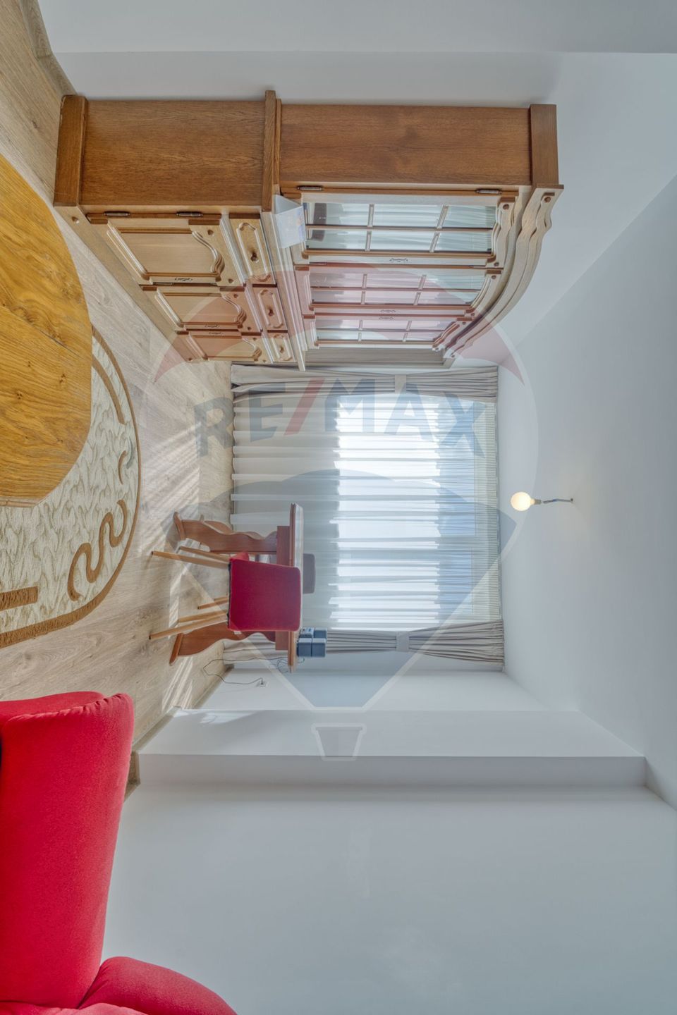 REZERVAT! Apartament 2 camere pretabil locuință sau cabinet