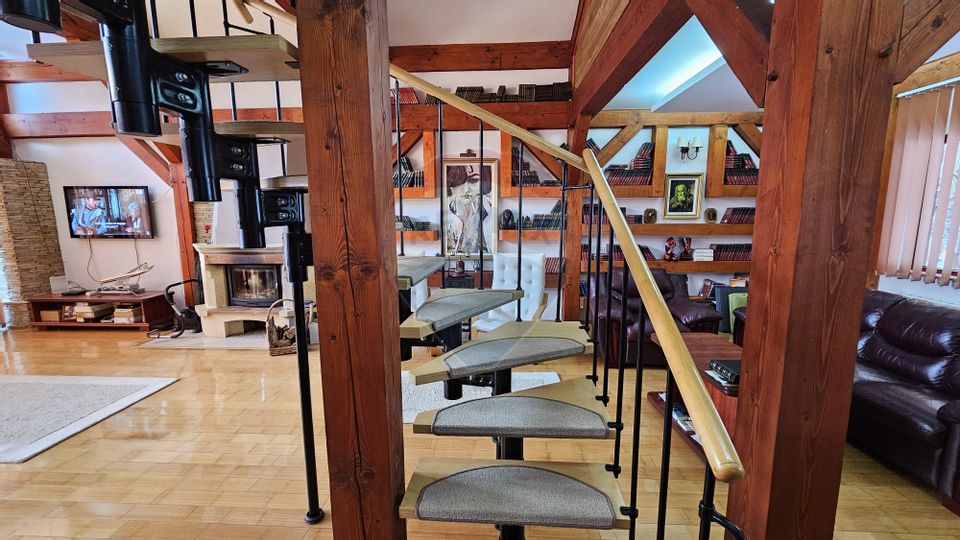 Vilă de lux cu 4 camere de vânzare în Câmpulung Moldovenesc, Suceava