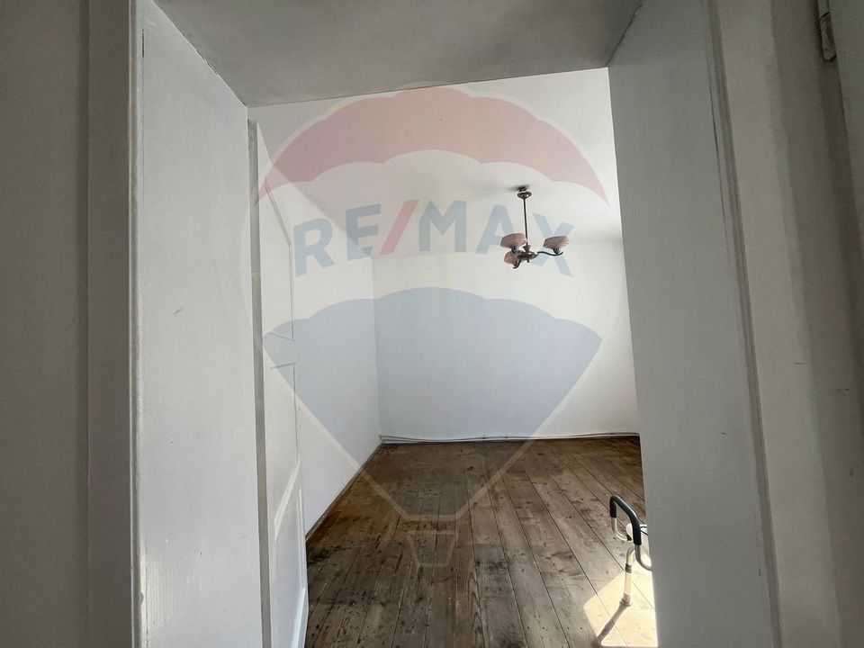 Proprietate de vânzare,  Stupini, potențial rezidențial sau comercial