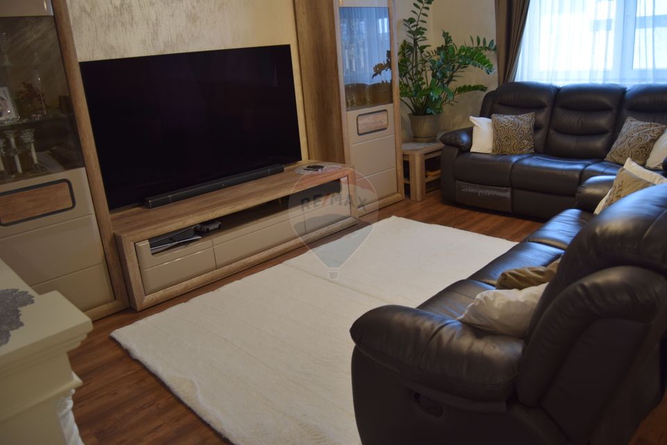 4 room House / Villa for sale, Cetate area