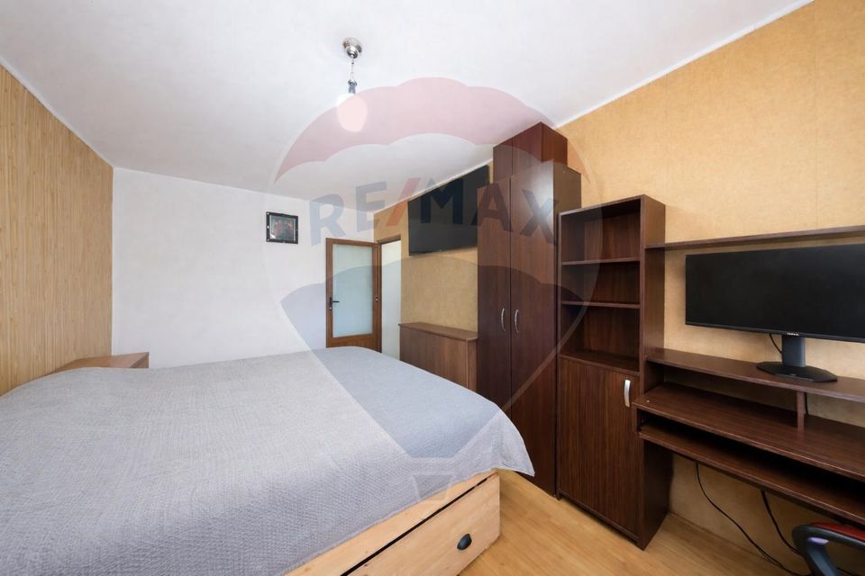 3 room Apartment for sale, Bartolomeu area