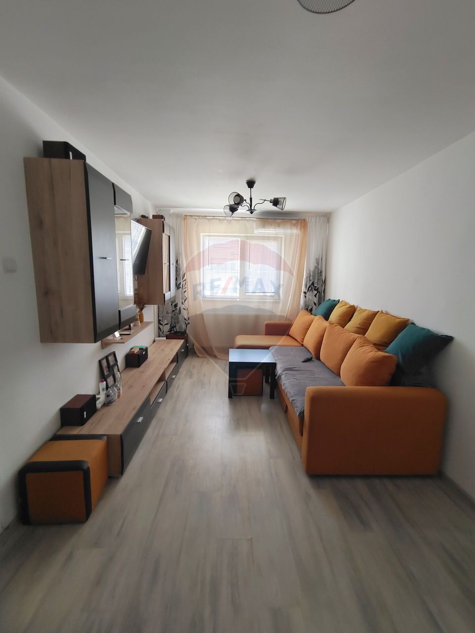 Apartament cu 4 camere de închiriat în zona 13 Septembrie - Rahova