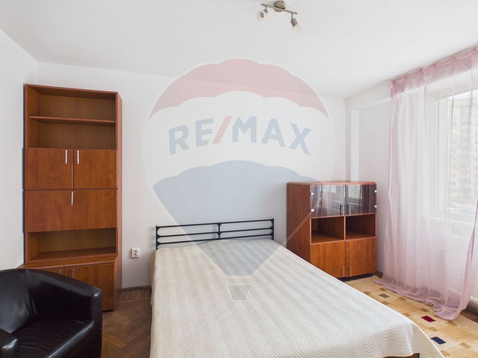3 room Apartment for rent, Grivitei area