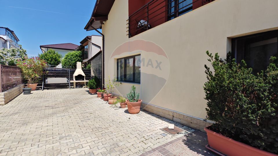 Casă / Vilă cu 5 camere de vânzare în zona Pipera