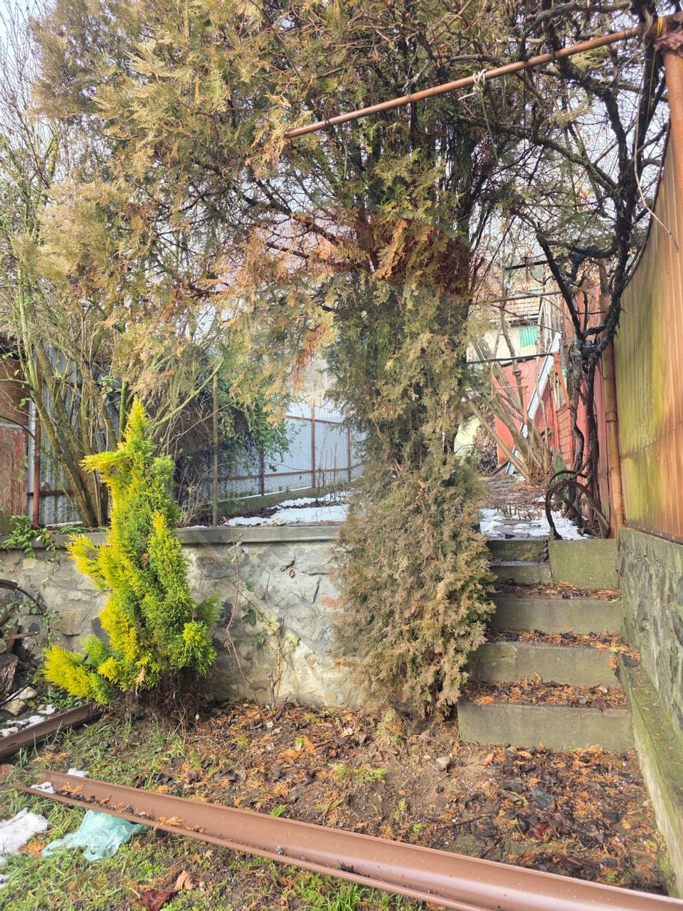 Casa de vanzare, curte proprie -Medias, str. Stadionului