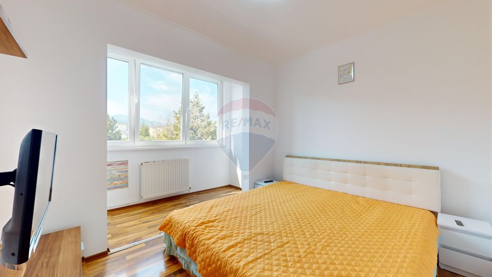 4 room Apartment for sale, Tractorul area