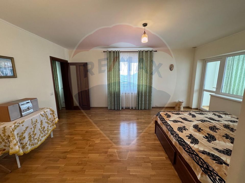 6 room House / Villa for sale, Darmanesti area