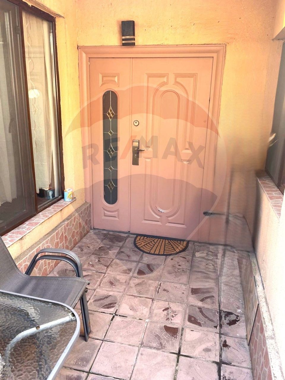 Casă cu 3 camere de vânzare in Constanta Zona Bd Mamaia