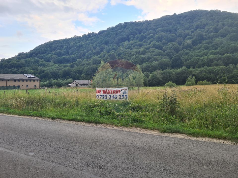 Land 2,500sqm Rasnov / DJ 101