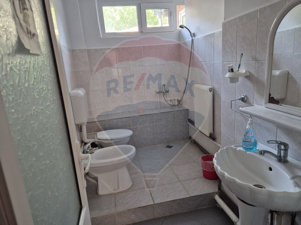 8 room House / Villa for sale, Energiei area