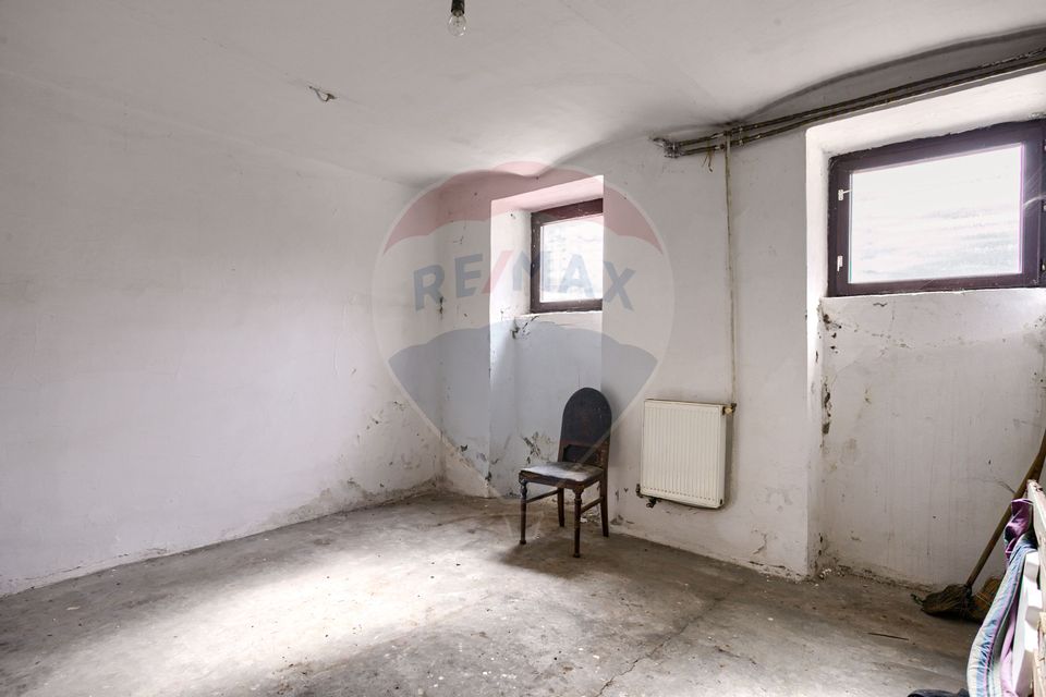 Apartament deosebit 4 camere, 221 m² utili zona Piata Catedralei