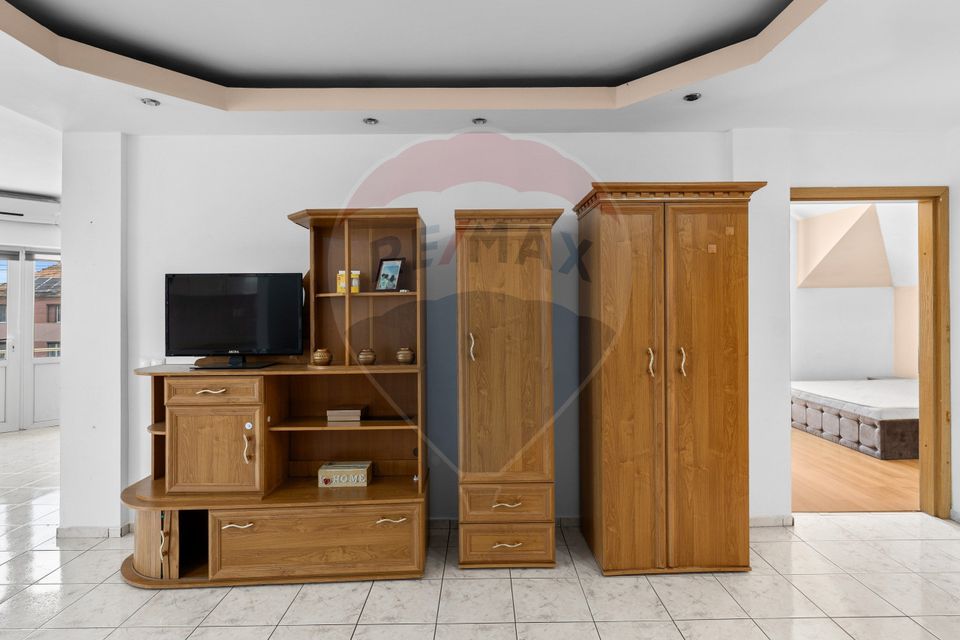 Apartament cu 3 camere de închiriat 125 mp - zona Grădiște