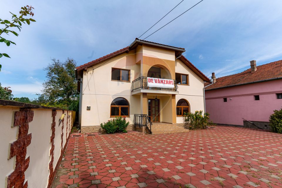 6 room Hotel / Pension for sale