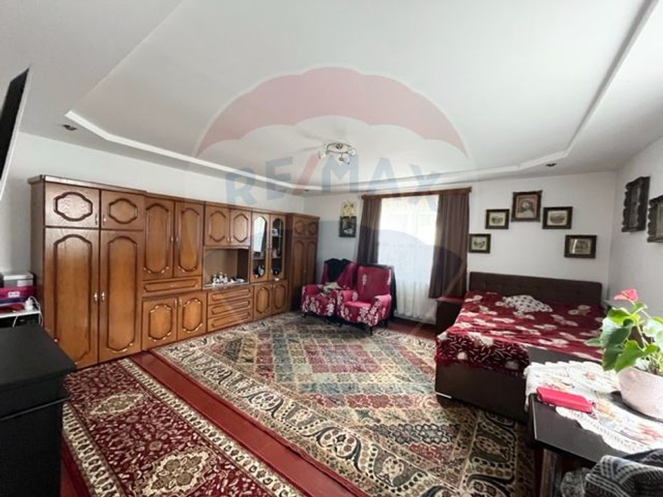 8 room House / Villa for sale, Central area