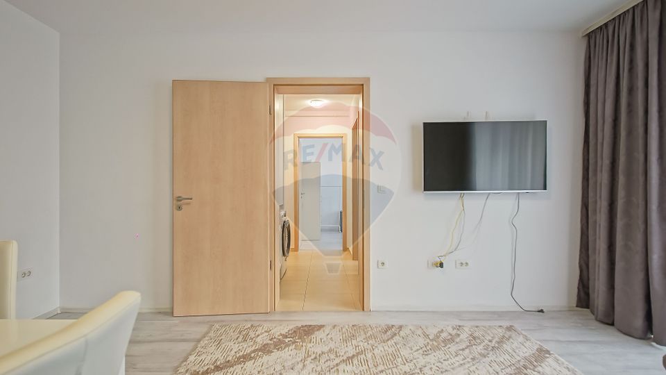 2 room Apartment for rent, Tractorul area