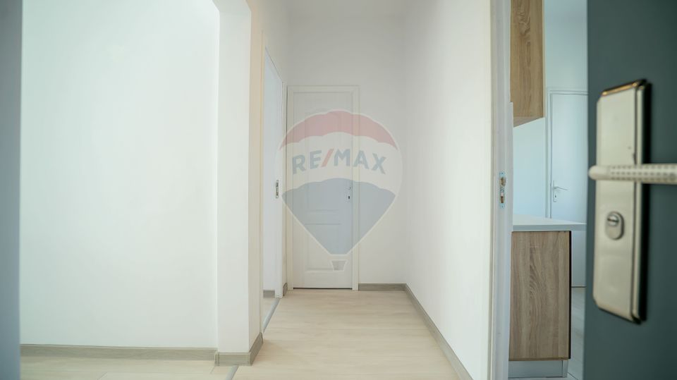 2 room Apartment for rent, Tractorul area