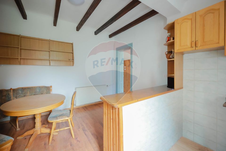 4 room House / Villa for sale, Central area