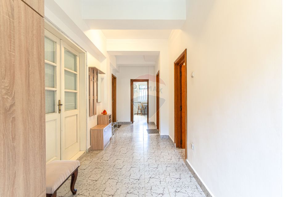 7 room House / Villa for sale