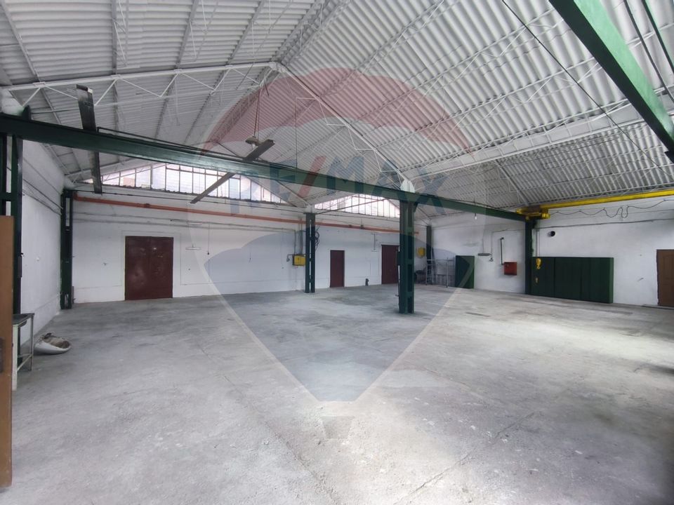 Spațiu industrial de 435mp de închiriat în zona Sannicolau Mic