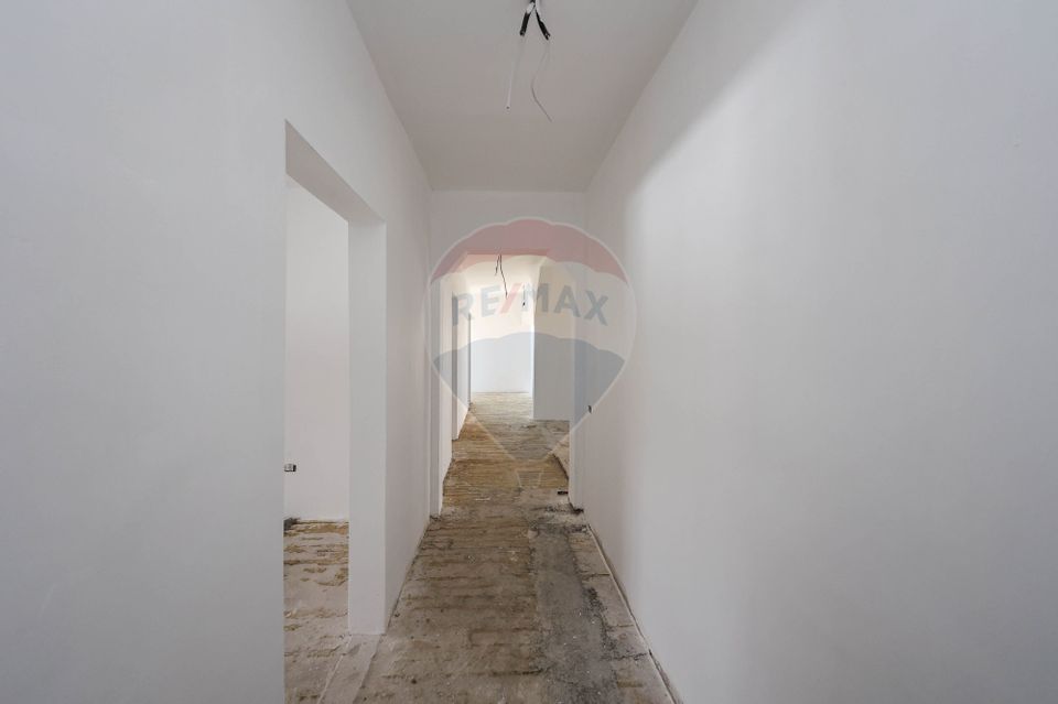 1,500sq.m Industrial Space for sale, Grivitei area