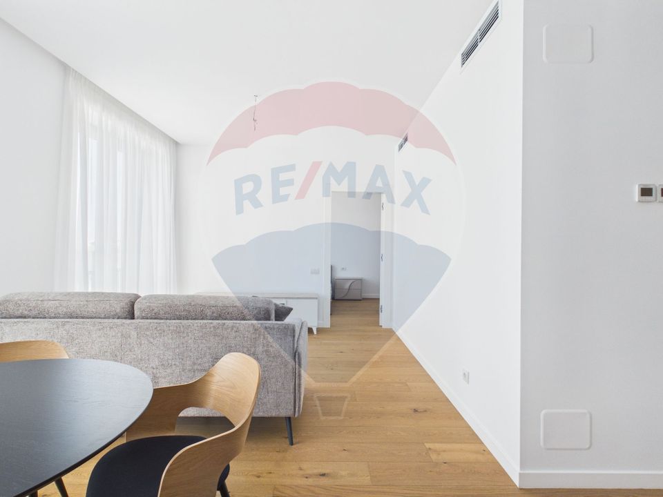 Bright apartment, 2 rooms, parking included, Amber Forest vat included