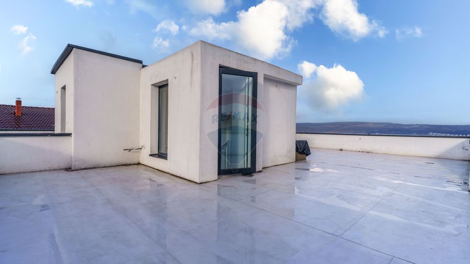 Duplex spre vânzare, zona Vivo