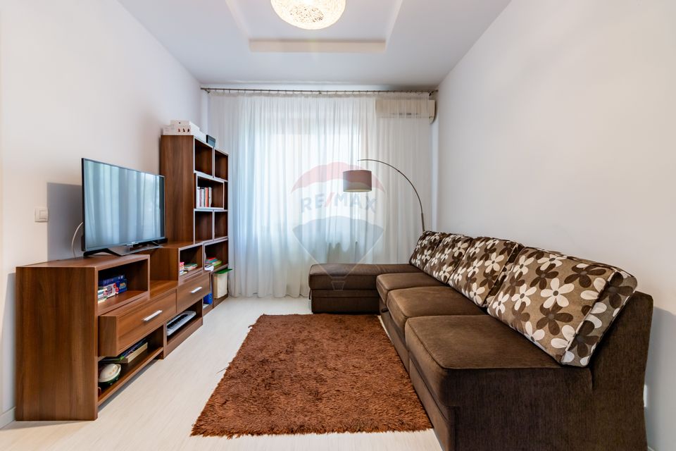 Apartament 3 camere vânzare în zona Calea Calarasilor- Hyperion