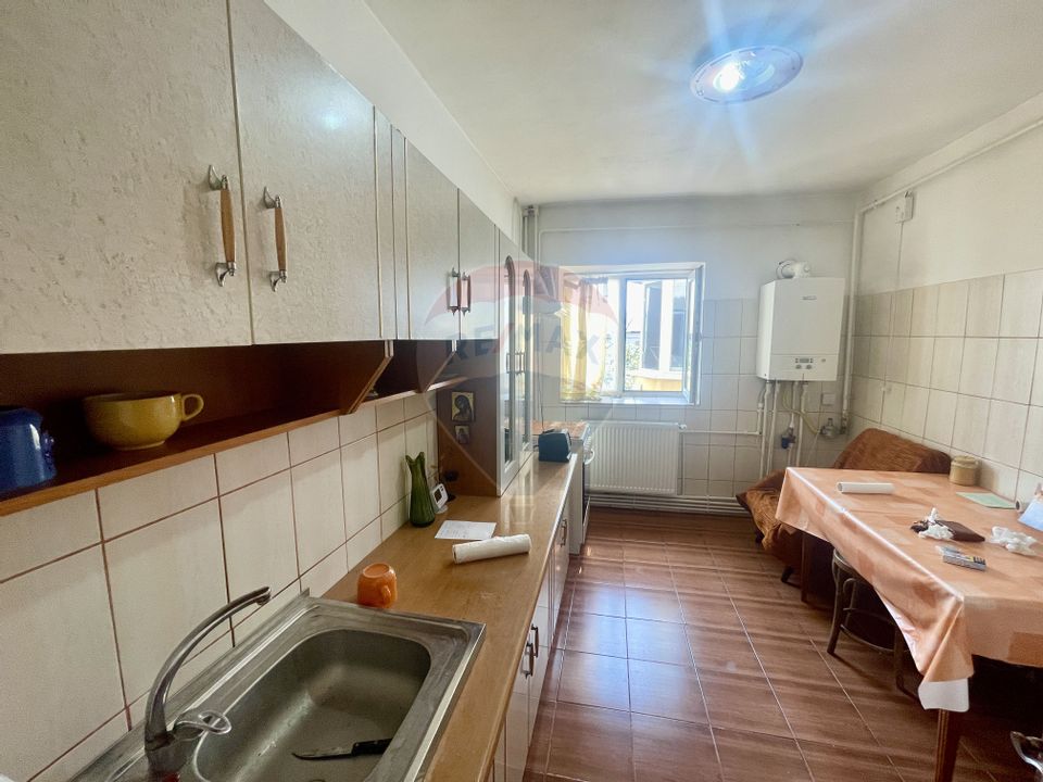 Apartament 3 camere Marco Spital