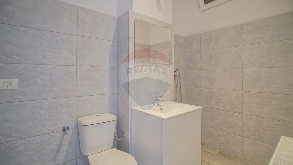 2 room Apartment for rent, Tractorul area