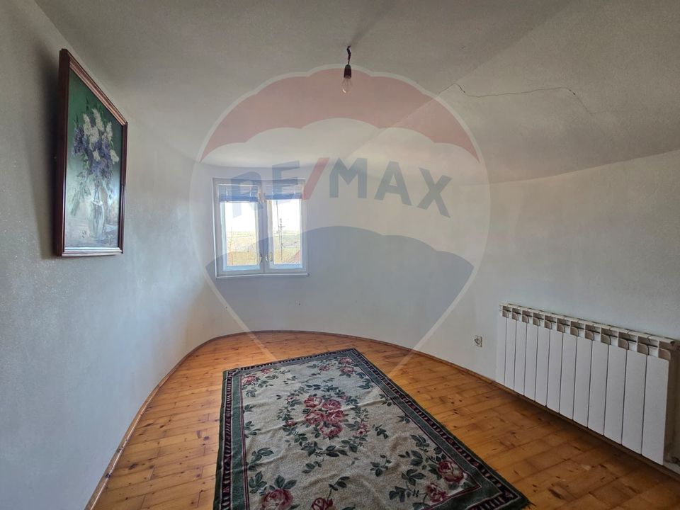 7 room House / Villa for sale