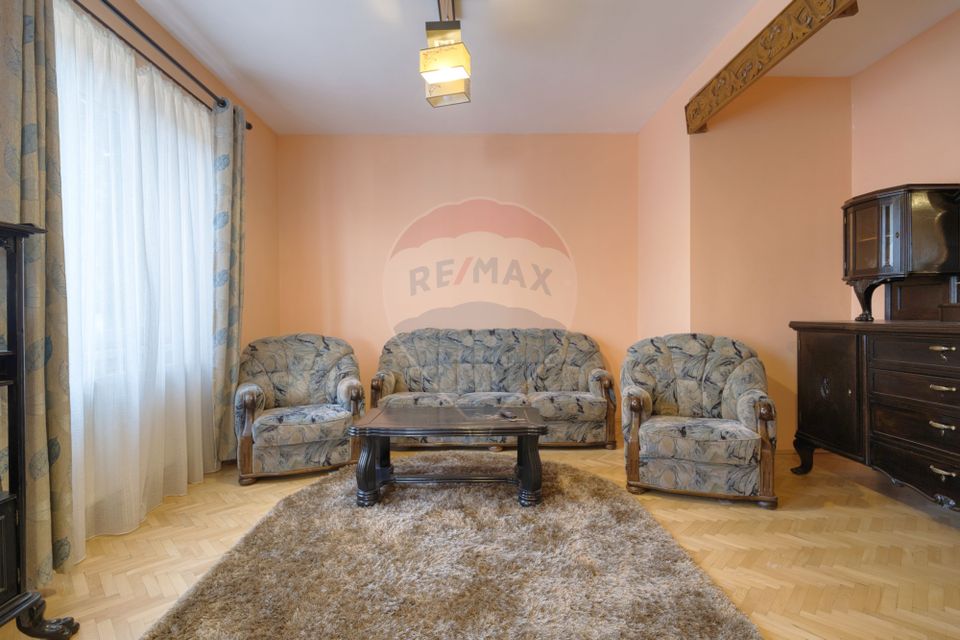 REZERVATApartament cu 3 camere de închiriat zona centrala Maior Cranta