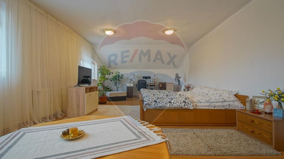 7 room House / Villa for sale