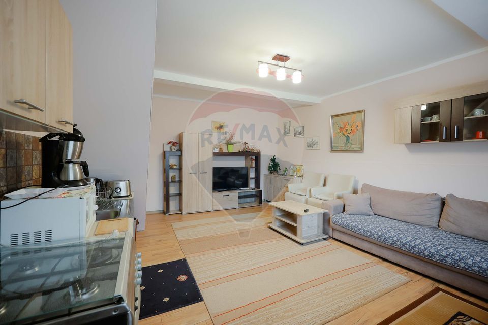 4 room Apartment for sale, Central area