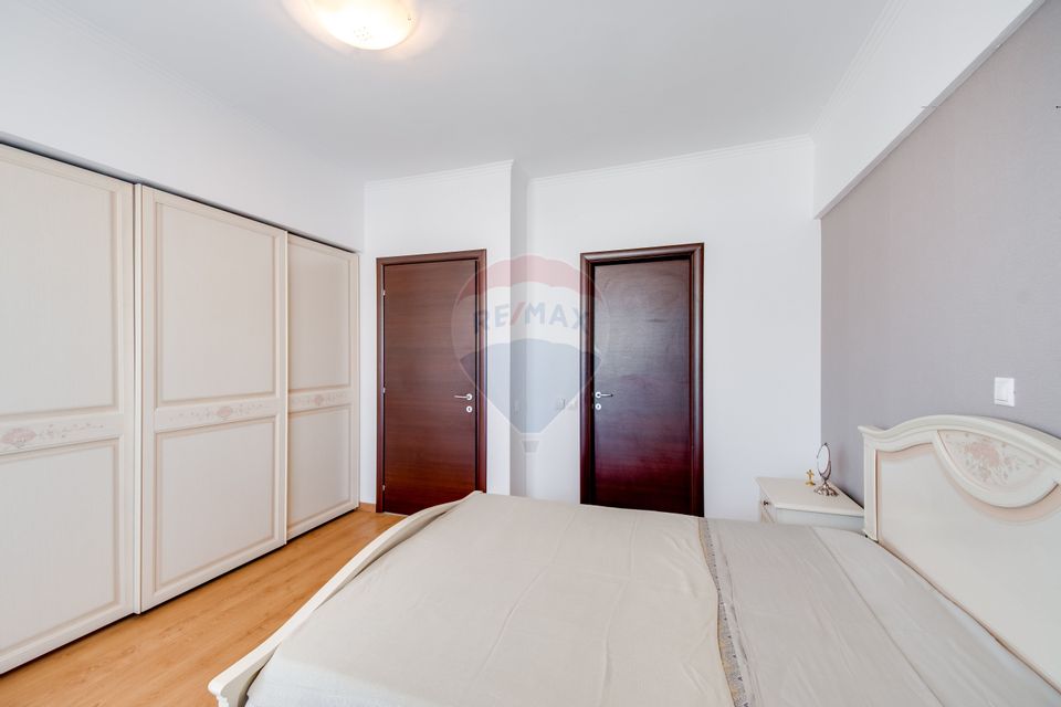 Apartament 3 camere de vanzare, 103 mp, Decebal, calea Calarasi