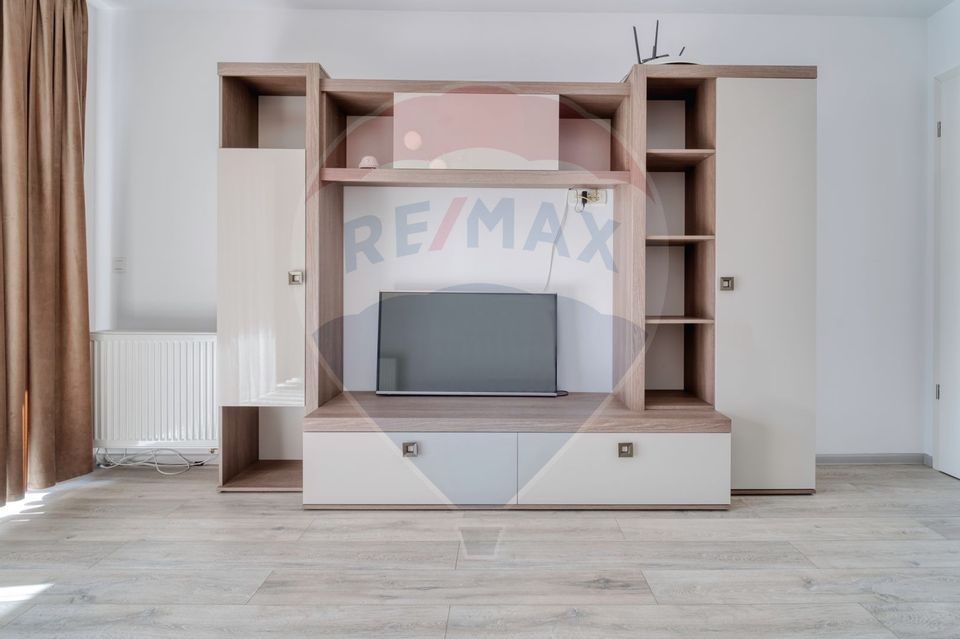 3 room Apartment for rent, Tractorul area