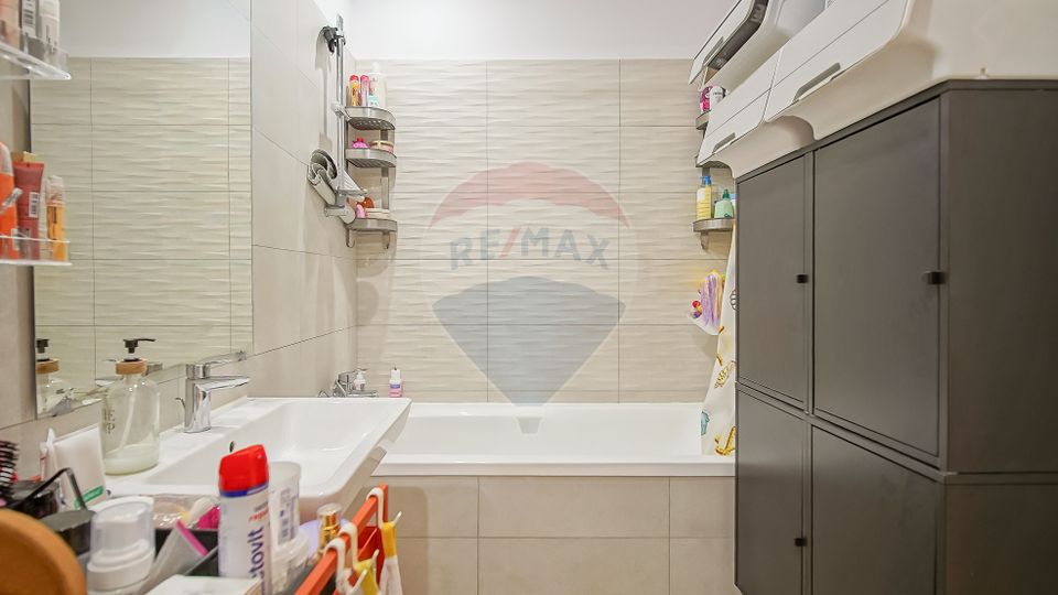 Apartament 3 Camere | Decomandat | 76 mp | Mountain View | Comision 0%