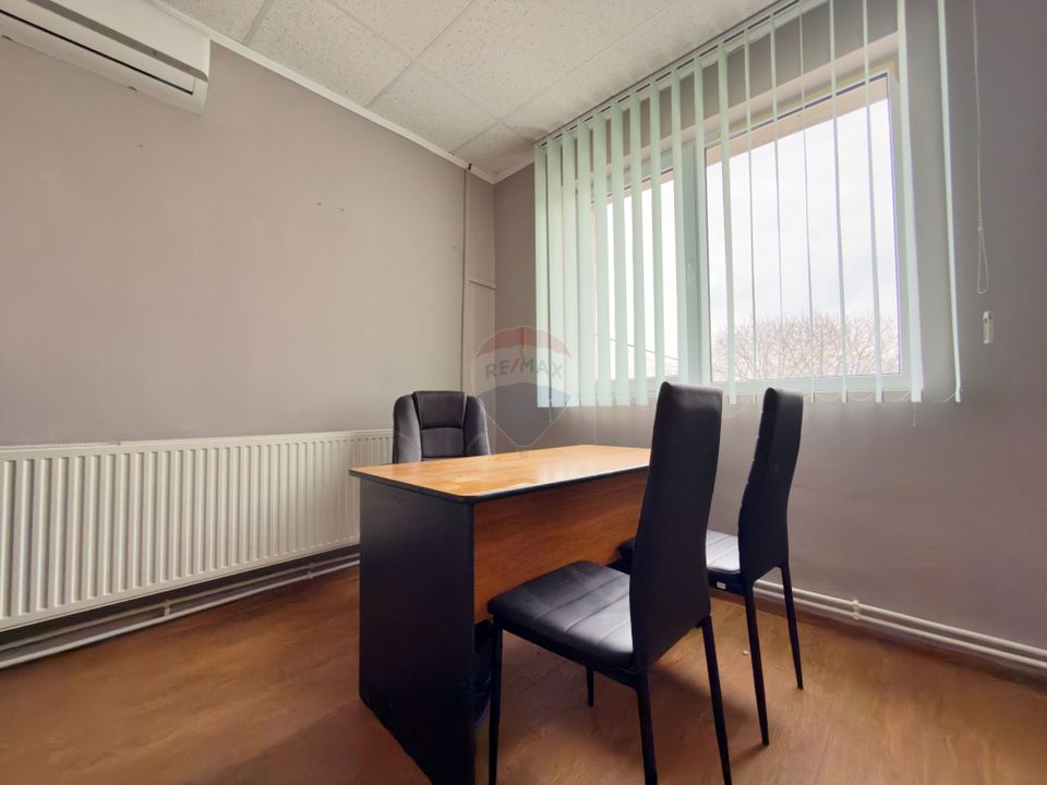 Spațiu industrial de vânzare în Aradul Nou / Arad