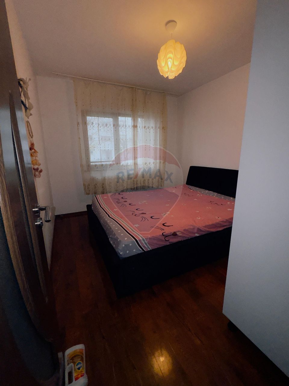 4 decomandate, 1 Mai, parter, bilateral, 75mp