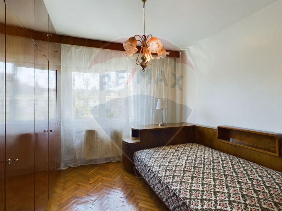 Apartament 3 camere, Calea Bucureşti