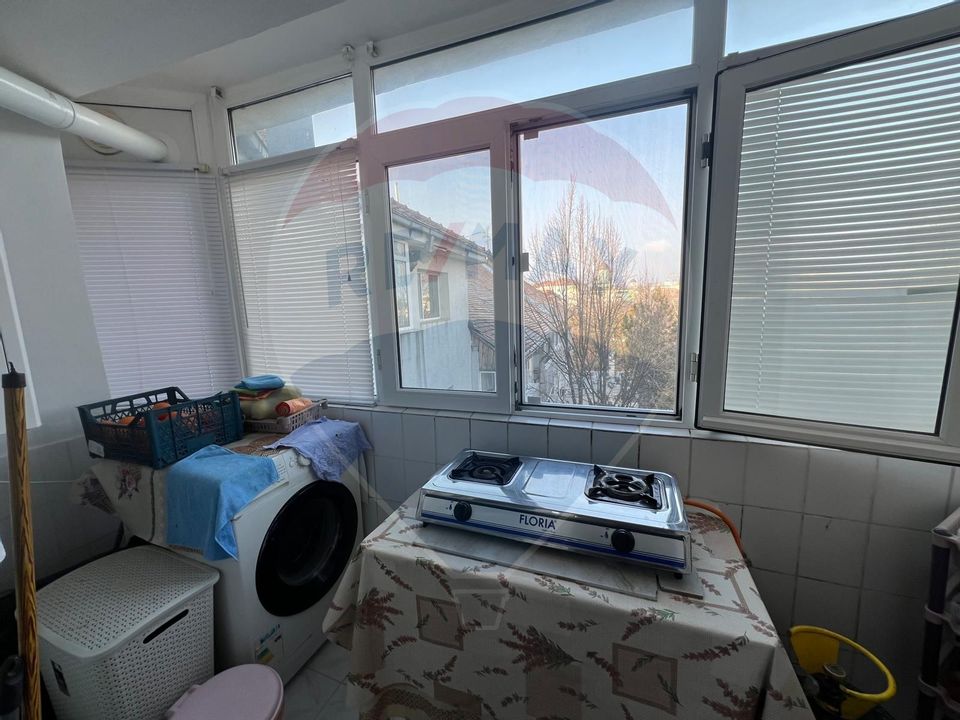 Apartament cu 2 camere de vânzare în zona Ultracentral