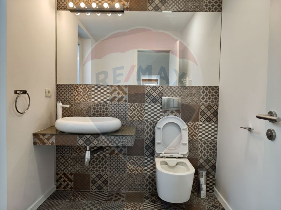 Apartament în vilă din perioada interbelică proaspăt renovat