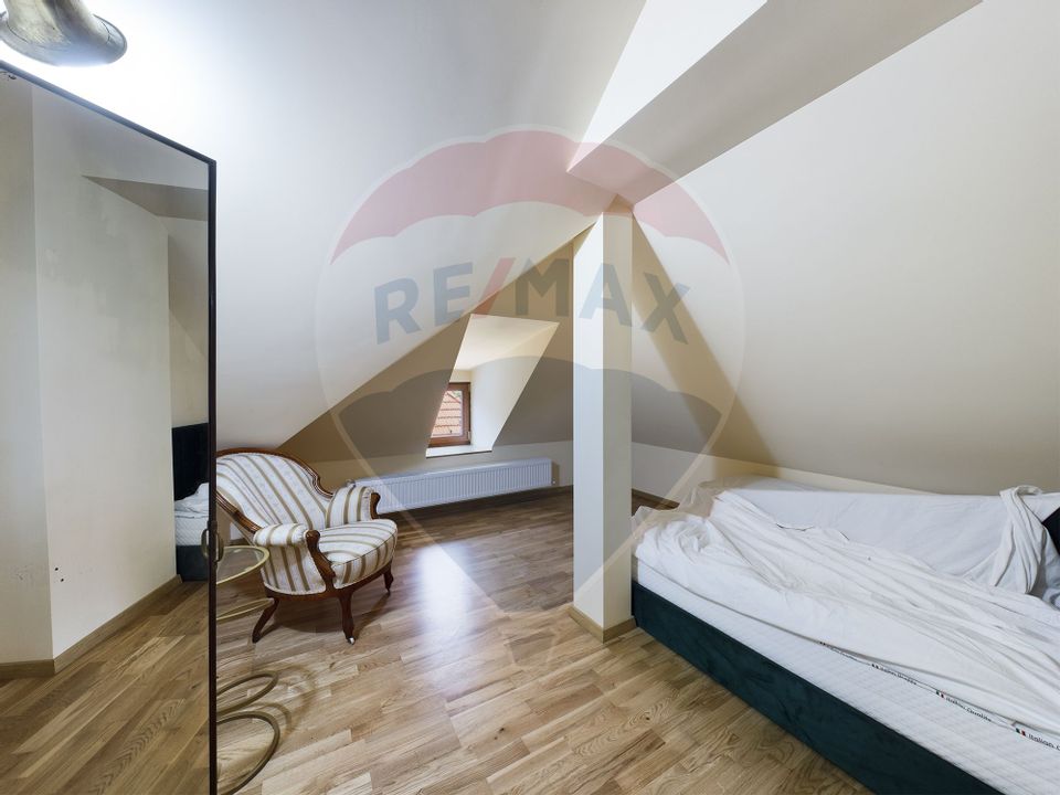 Apartament cu 4 camere | Ultracentral | Lux | Priveliste |