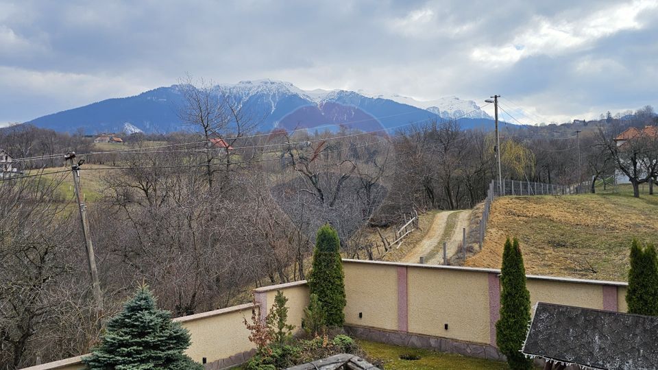 Casă de vânzare Bran Sohodol teren  intravilan 10.331 mp două locuințe