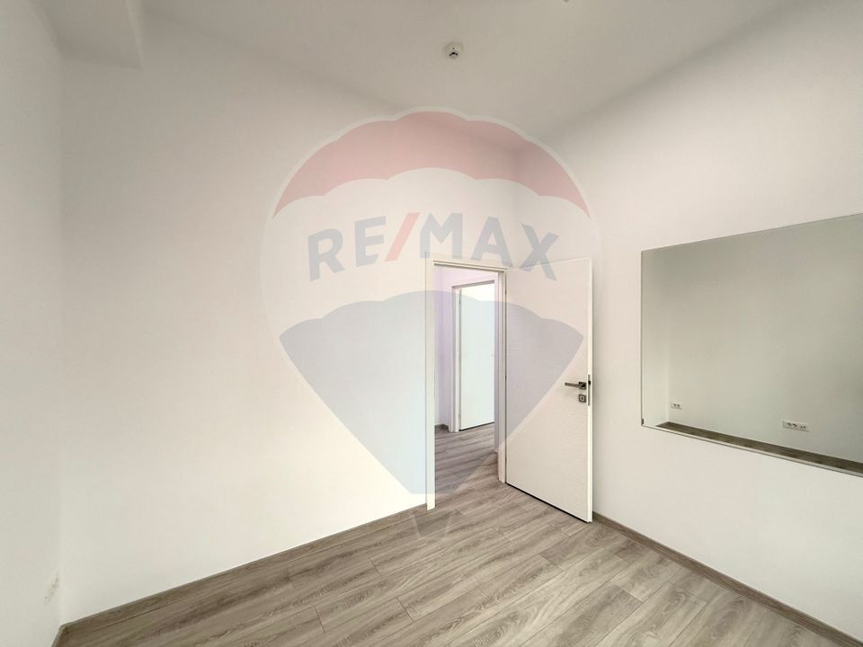 100sq.m Commercial Space for rent, P-ta Victoriei area