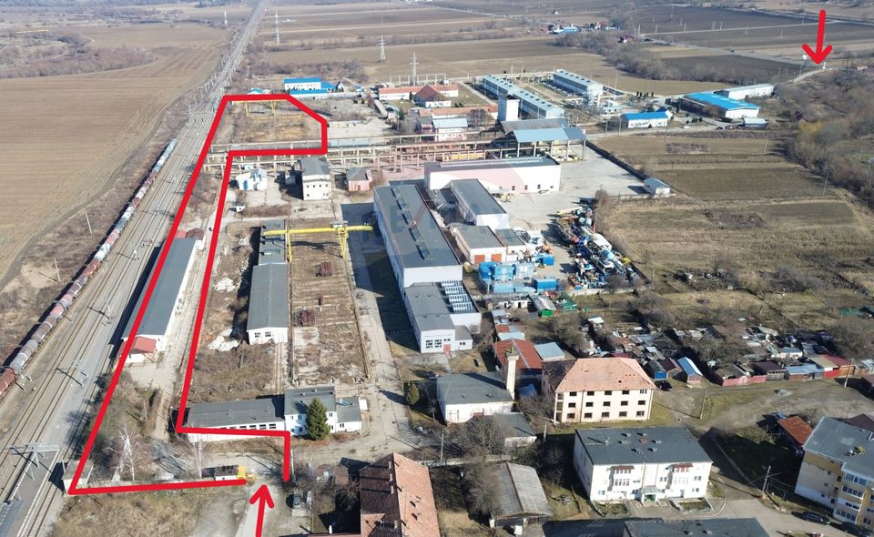 Industrial space of 17,000 sqm land plus industrial facilities