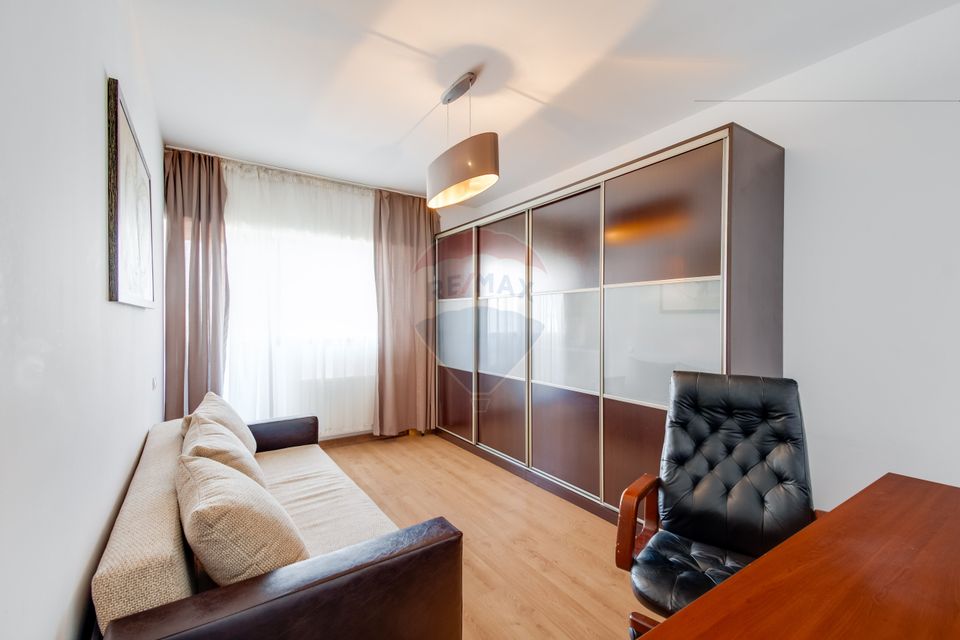 Apartament 3 camere de vanzare, 103 mp, Decebal, calea Calarasi