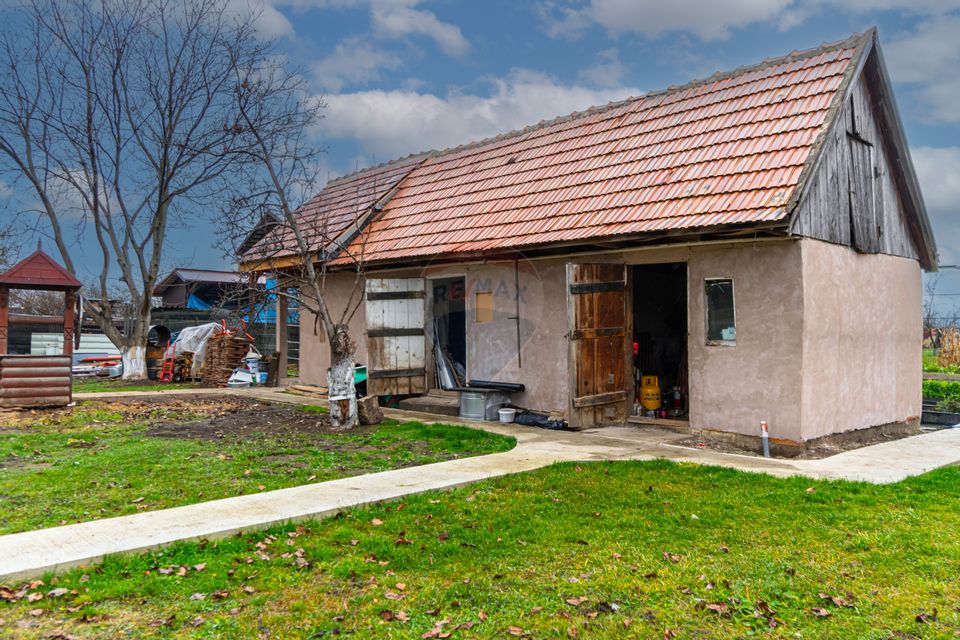 Vila cu 8 camere, 7150 mp teren intravilan I OZUN, COVASNA| COMISION 0