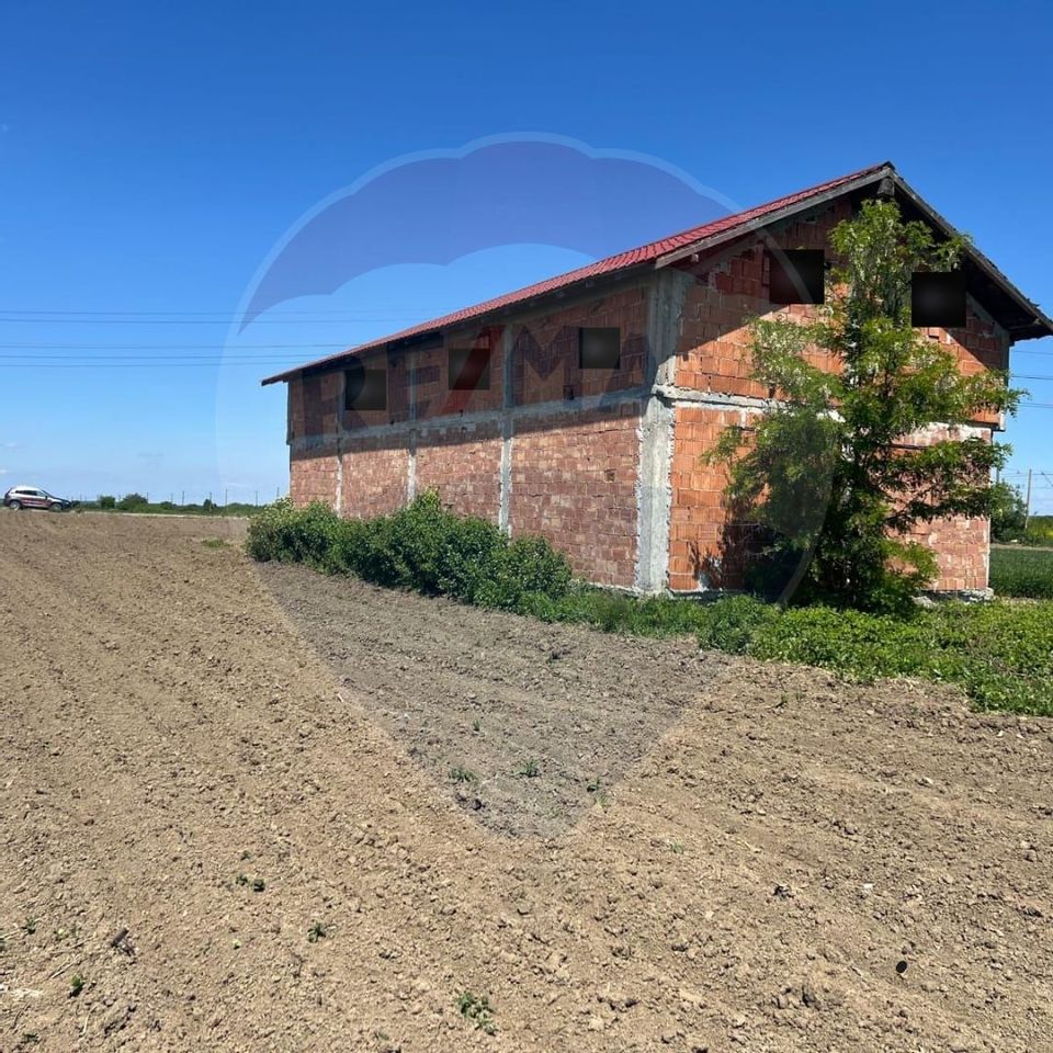 Casă / Vilă cu 5 camere de vânzare